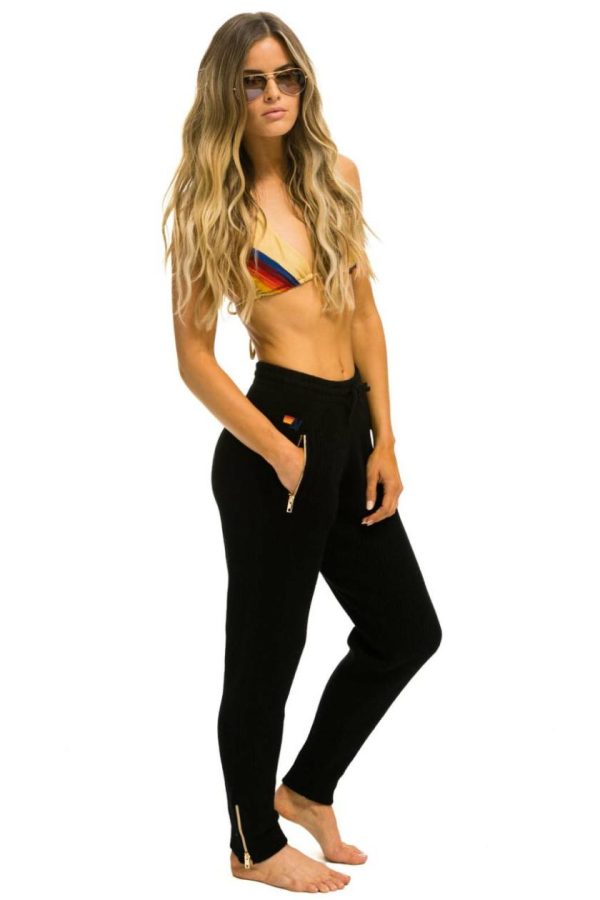 Threademporium.shop1296fea343 2