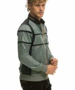 Threademporium.shop564fb97b86 2