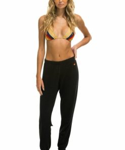 Threademporium.shop5e6d922989 2