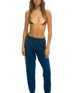 Threademporium.shop9cd2de06ff 2