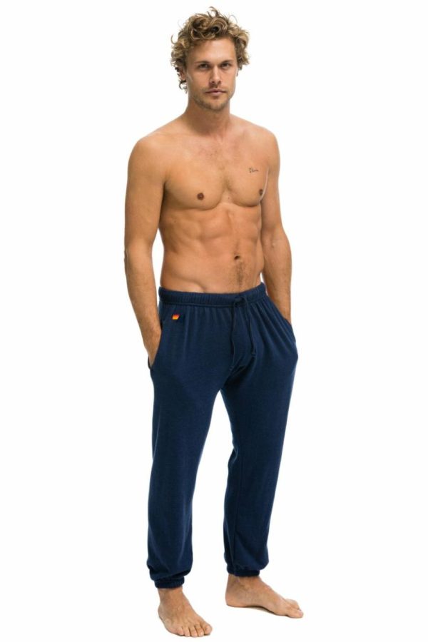 Threademporium.shopce977824b1 3