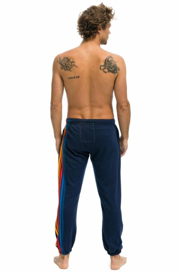 Threademporium.shopce977824b1 4